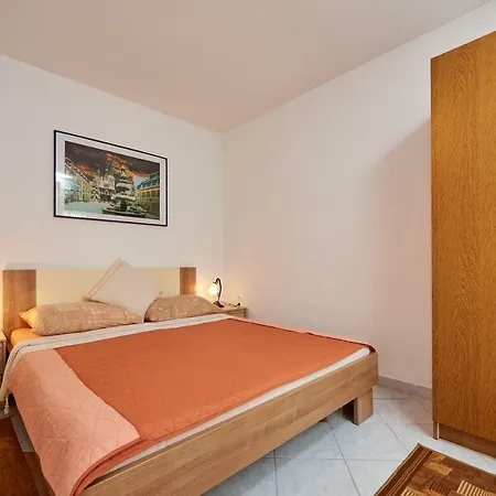 Gagula Apartment *